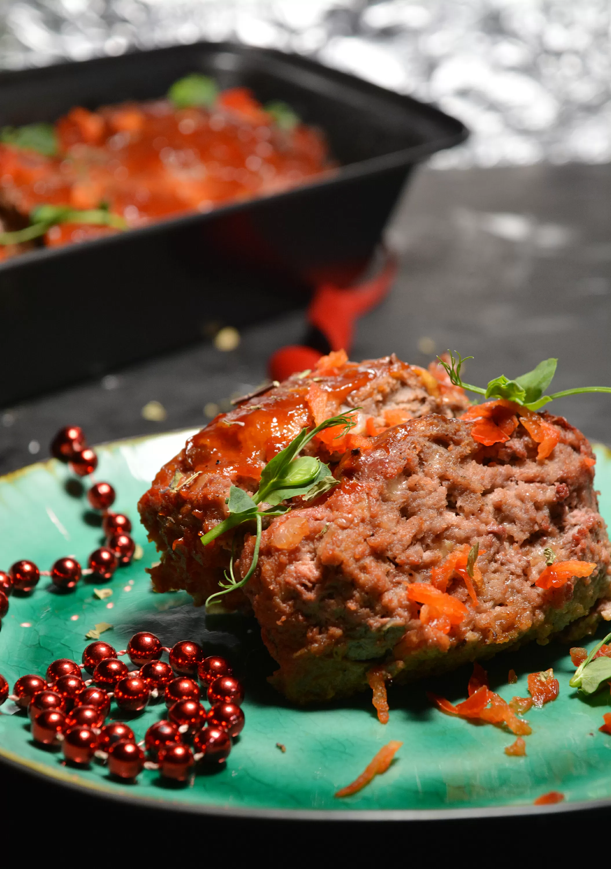 Мясной рулет из фарша